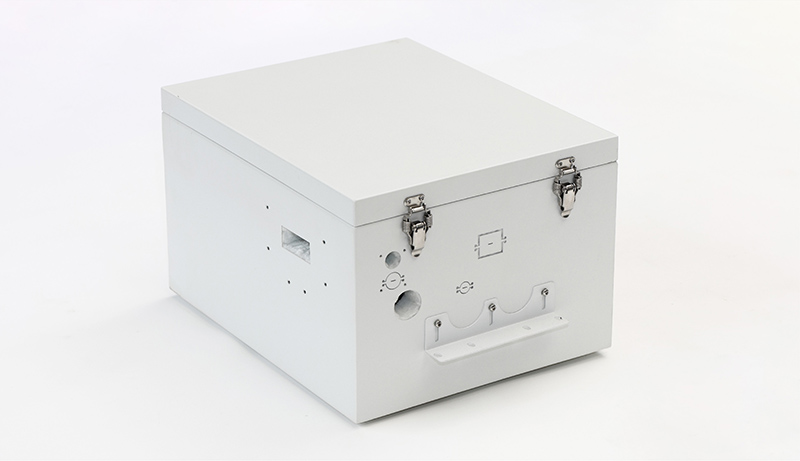High temperature-resistant heating box